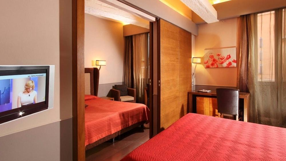 Hotel Condotti Palace Roma