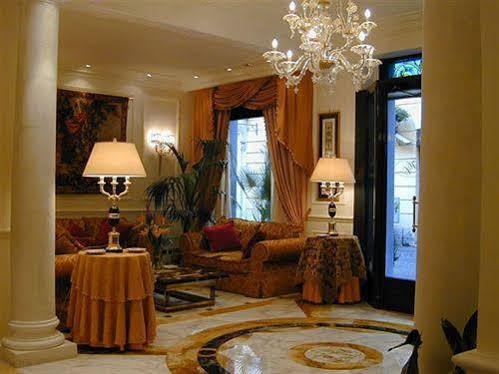 Condotti Palace 4* Roma